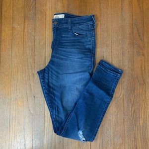 High Rise Super Skinny Hollister